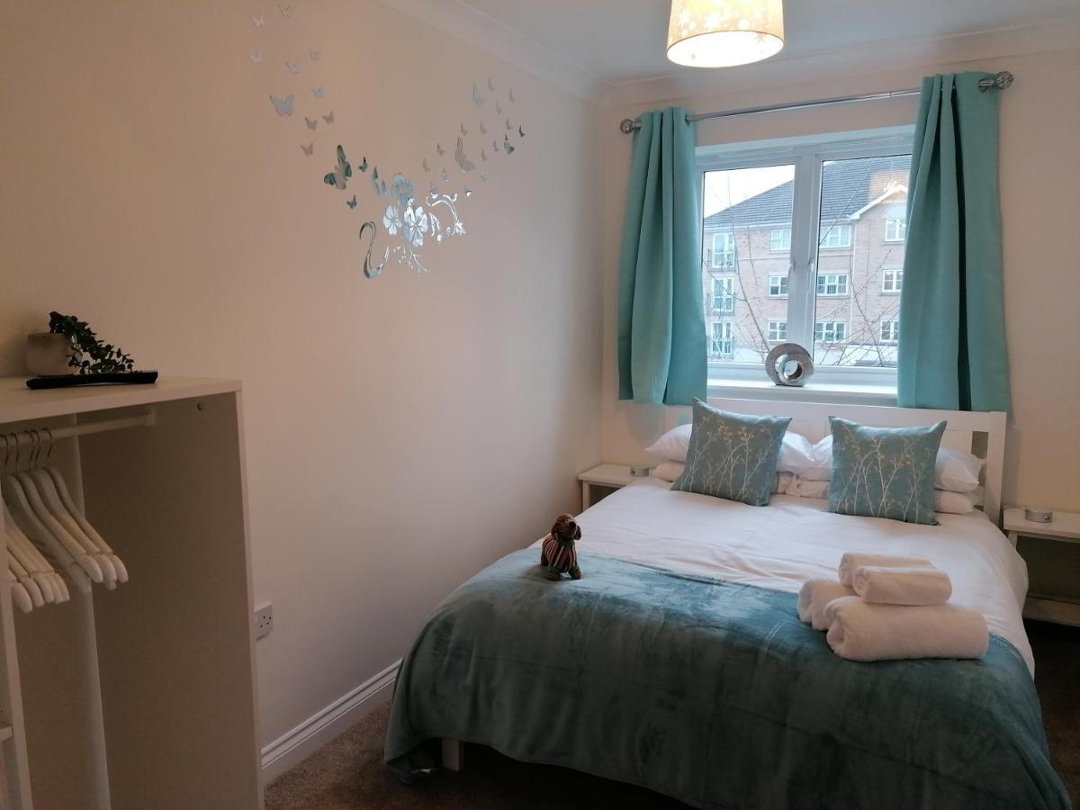 Luxury Modern 2 Bed Apartment, Free Undercroft Parking For 1 Car Саутхамптън Екстериор снимка